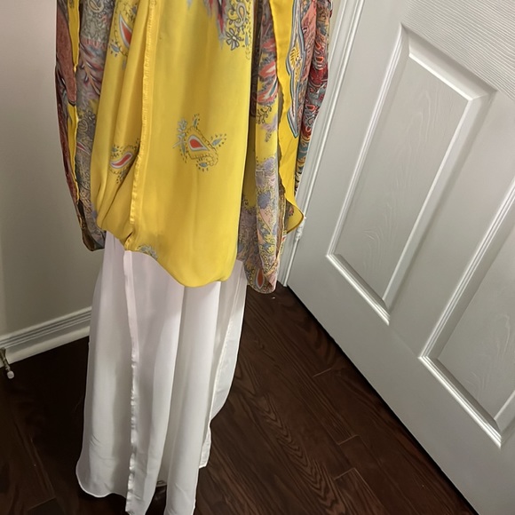 Zara Yellow Paisely V-neck Flowy Maxi Dress size Small - Picture 13 of 13